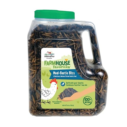 Manna Pro Farmhouse Favorites Beetle Bliss Poultry Treat – Blend of Mealworms and Beetles – All Natural Treat for Chickens, Ducks, Geese, Turkeys, & Guinea Fowl – 45% Protein – 25oz