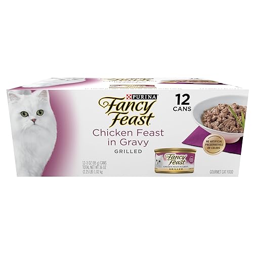 Purina Fancy Feast Grilled Wet Cat Food Chicken Feast in Wet Cat Food Gravy - (Pack of 12) 3 oz. Cans
