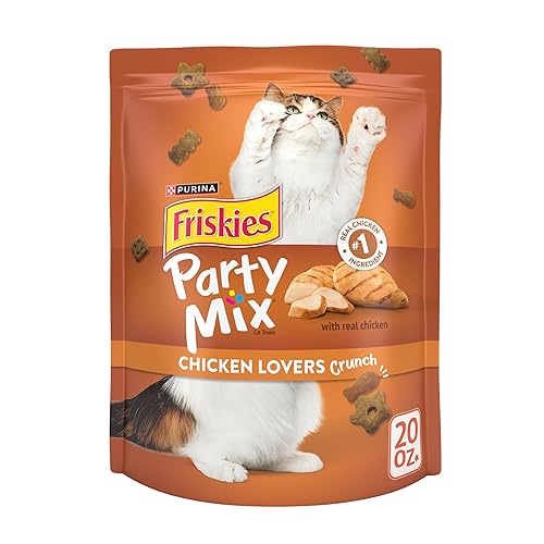Purina Friskies Cat Treats, Party Mix Chicken Lovers Crunch - 20 Oz. Pouch